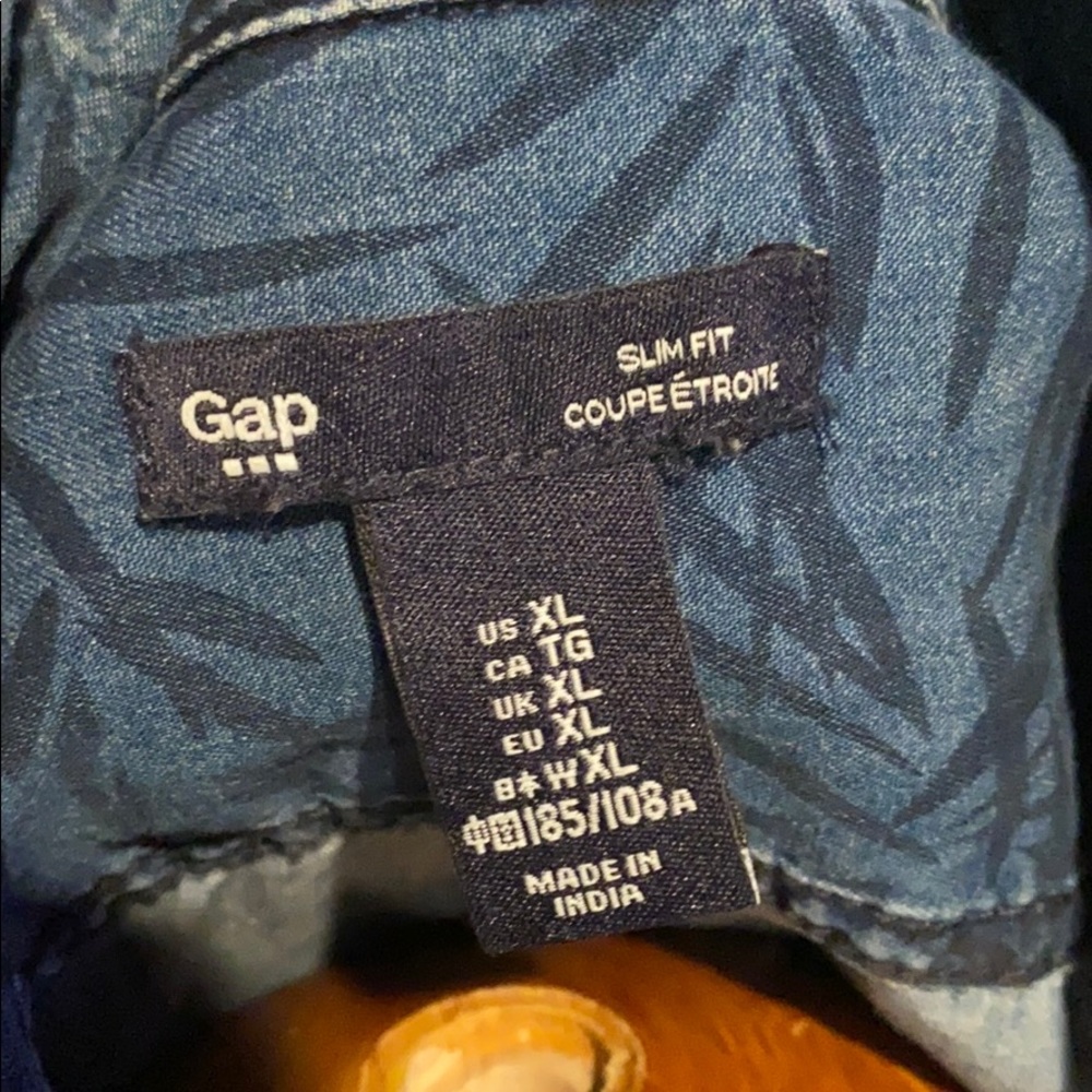 Gap Denim Pattern Button Down Xl - image 3